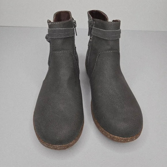BOC by Born Women Addi Gray Flat Ankle Boots Booties Size 6 - Picture 5 of 9